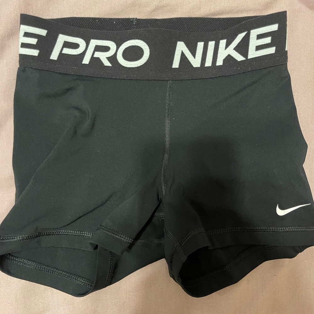 nike pros